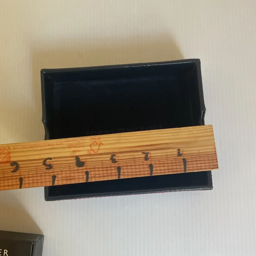 Tommy Hilfiger Leather Valet Box Only – Blue with Red Stitching
